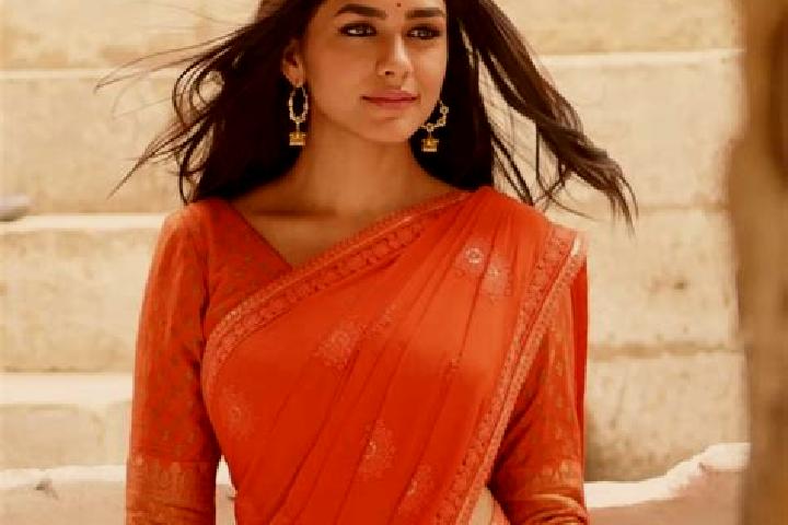 Naomi, 32 — Escort in Sita Road, Pakistan