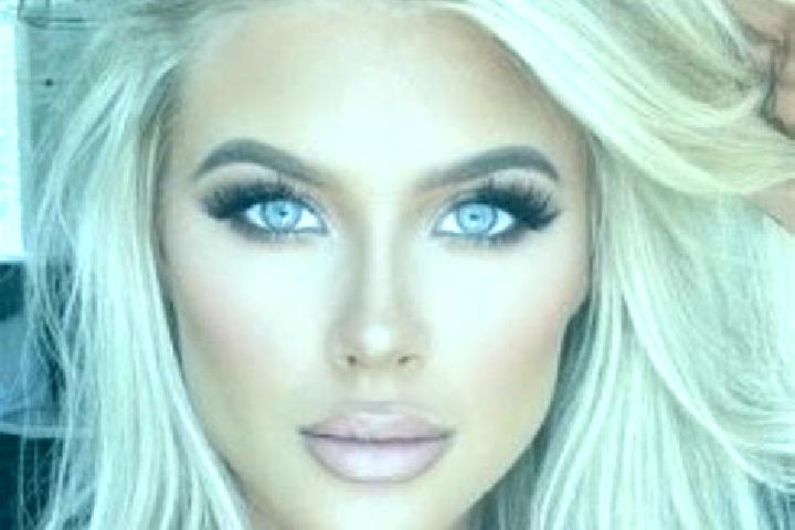 Naomi, 33, a platinum blonde brown-eyed ebony companion based in Saldana. Offering Travel Companion, A-Level, Roleplay, Couples, Striptease. Available for in...