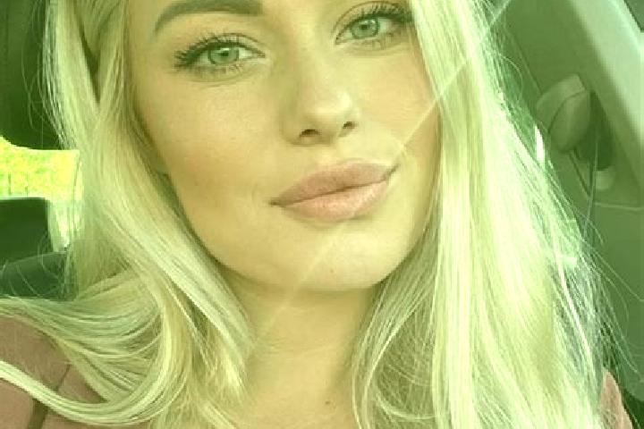 Naomi, 34, a blonde hazel-eyed middle eastern companion based in Dyakivtsi. Offering Massage, Party Girl, Striptease, Fetish. Available for incall and outcal...