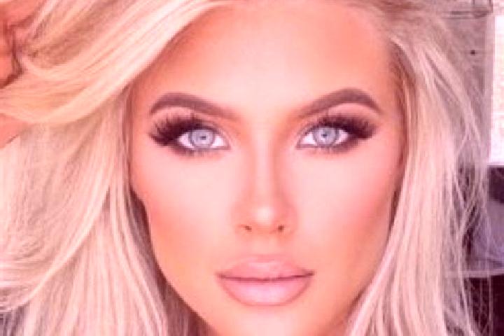 Naomi, 34, a platinum blonde amber-eyed caucasian companion based in Gross Rheide. Offering Party Girl, Duos, Travel Companion, Couples, Striptease. Availabl...