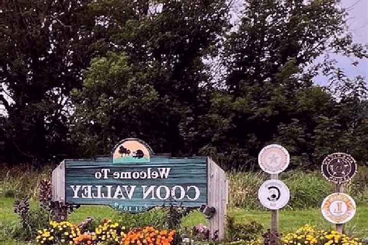 Naomi, 34 — Escort in Coon Valley, United States