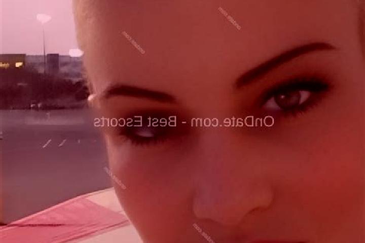 Naomi, 34 — Escort in Heidlersburg, United States