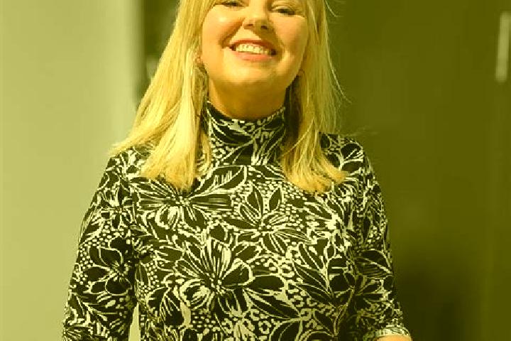 Naomi, 34 — Escort in Pecky, Czech Republic
