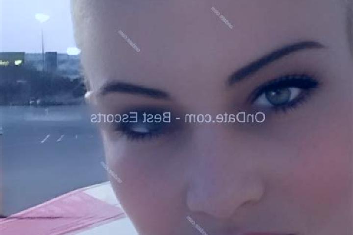 Naomi, 34 — Escort in Skalicka, Czech Republic