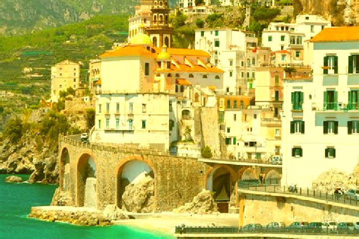 Naomi, 34 — Escort in Valmorea, Italy