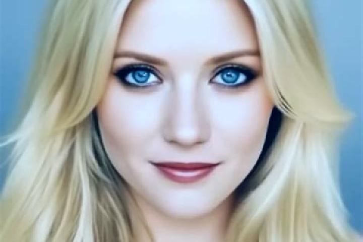 Naomi, 35, a blonde dark-eyed mixed companion based in Kouenoufla Don. Offering Fetish, Prostate Massage, Travel Companion, GFE, Erotic Massage. Available fo...