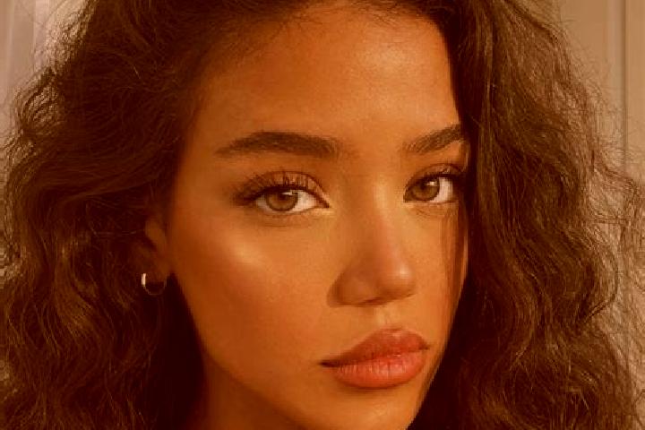 Naomi, 36, a black brown-eyed caucasian companion based in Stebnyi. Offering Overnight, OWO, Dinner Date, Roleplay. Available for incall and outcall, day and...