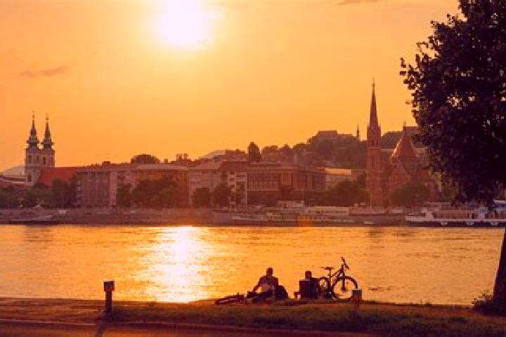 Naomi, 36 — Escort in Rem, Hungary