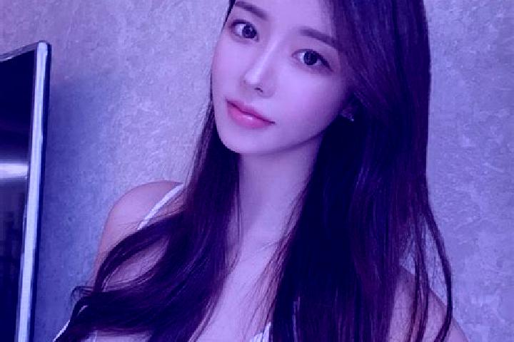 Naomi, 36 — Escort in Xiongzhang, China
