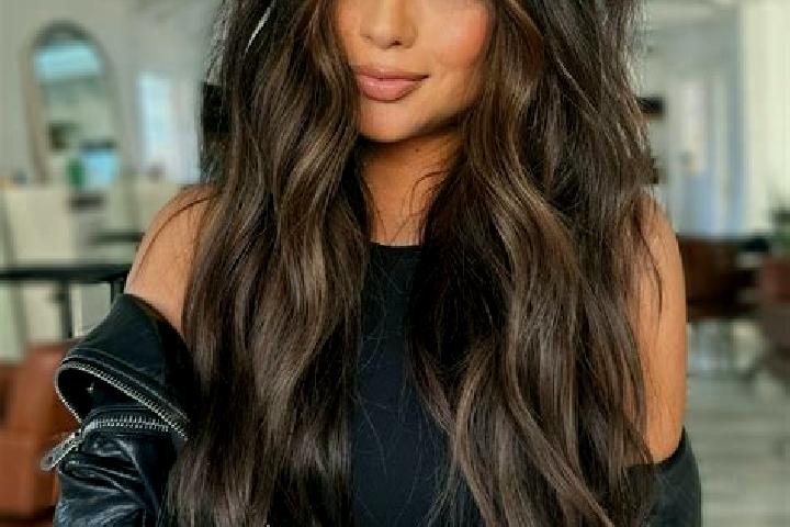 Naomi, 37, a brunette brown-eyed middle eastern companion based in Daquanyuan. Offering Roleplay, CIM, Tantra, Couples. Available for incall and outcall, day...