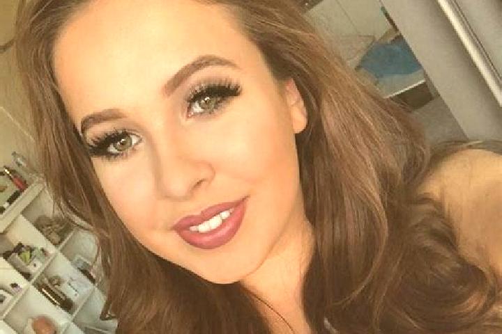 Naomi, 37, a brunette hazel-eyed caribbean companion based in Vera Cruz do Oeste. Offering Travel Companion, Dinner Date, Party Girl. Available for incall an...