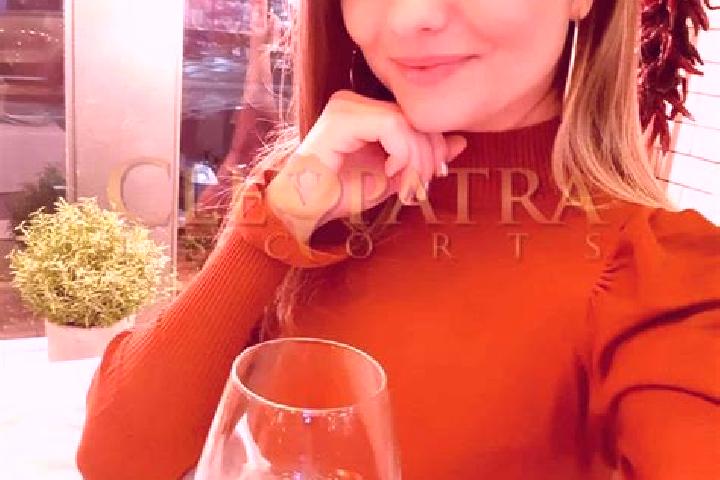 Naomi, 37, a red grey-eyed mediterranean companion based in Ngiyono. Offering Couples, OWO, Party Girl, GFE. Available for incall and outcall, day and evenin...
