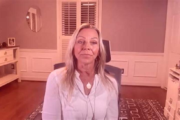 Naomi, 37 — Escort in Sterrett, United States