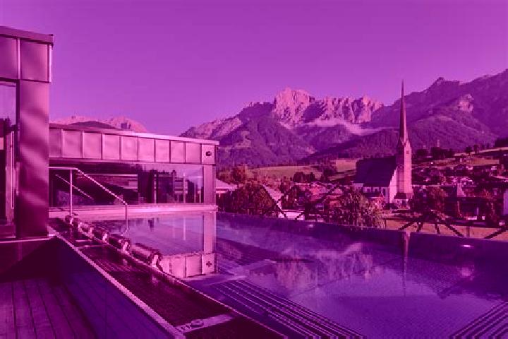Naomi, 37 — Escort in Viehhofen, Austria