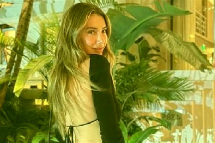 Naomi, 37 — Escort in Yazihan, Turkey