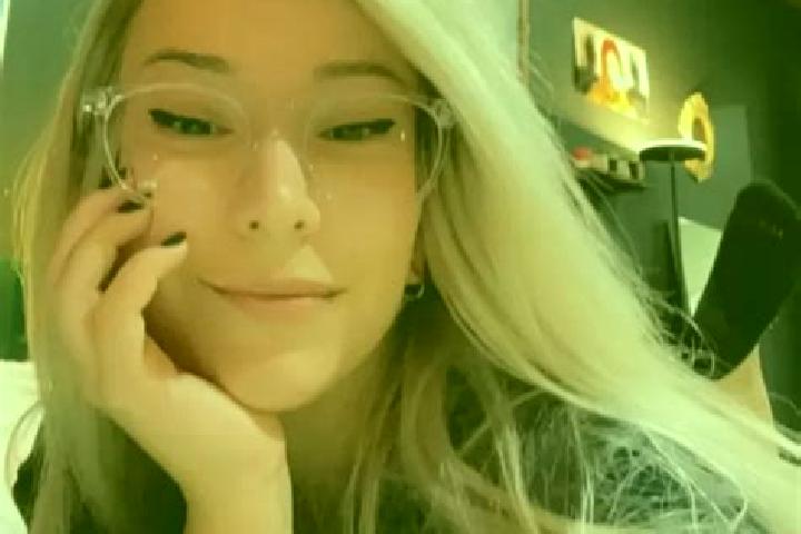 Naomi, 38, a blonde amber-eyed caucasian companion based in Chesapeake Ranch Estates-Drum Point. Offering 69, Fetish, Tantra, Domination. Available for incal...