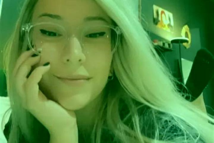 Naomi, 38, a platinum blonde amber-eyed mixed companion based in Turna nad Bodvou. Offering Striptease, Domination, BDSM, Party Girl, CIM. Available for inca...