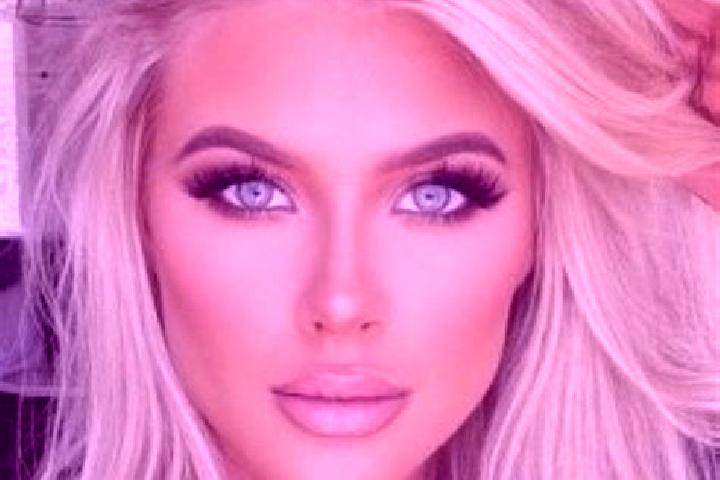 Naomi, 38, a platinum blonde amber-eyed slavic companion based in Suseni Socetu. Offering Couples, CIM, Girlfriend Experience, Fetish. Available for incall a...