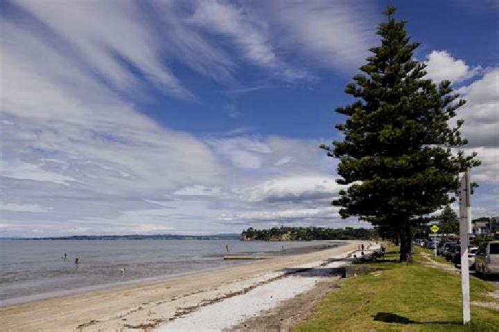 Naomi, 38 — Escort in Bucklands Beach, New Zealand