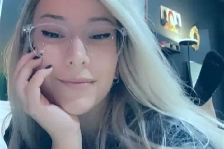 Naomi, 39, a blonde grey-eyed indian companion based in Pagnona. Offering A-Level, CIM, Striptease, Party Girl, Overnight. Available for incall and outcall, ...