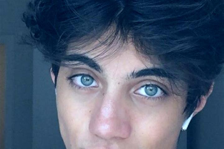 Naomi, 39, a chestnut grey-eyed caucasian companion based in Carangola. Offering Duos, Dinner Date, Domination, Erotic Massage. Available for incall and outc...