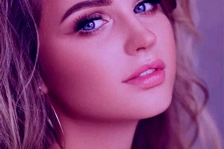 Naomi, 39, a dark blonde blue-eyed mediterranean companion based in Dahan-e Jarf. Offering Party Girl, Striptease, CIM. Available for incall and outcall, ove...