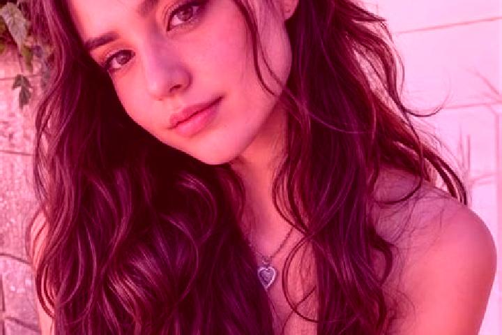 Natalie, 20, a black hazel-eyed caucasian companion based in Sanshui. Offering Striptease, OWO, Dinner Date, 69. Available for incall and outcall, day and ev...