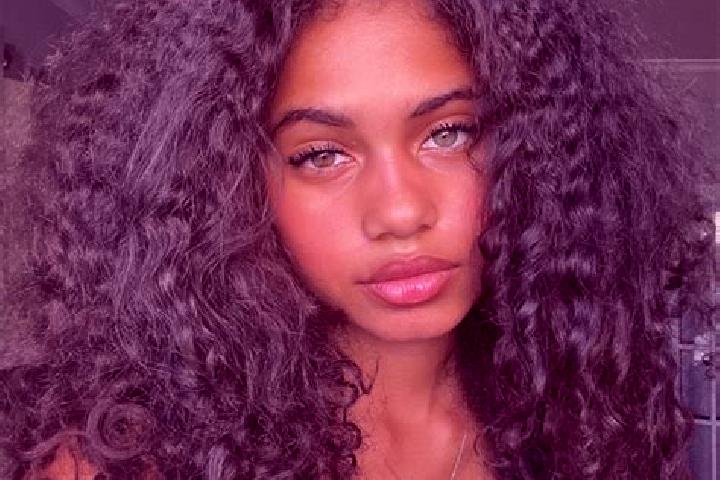 Natalie, 20, a chestnut blue-eyed ebony companion based in Vailate. Offering CIM, Overnight, Domination. Available for incall and outcall, day and evening da...
