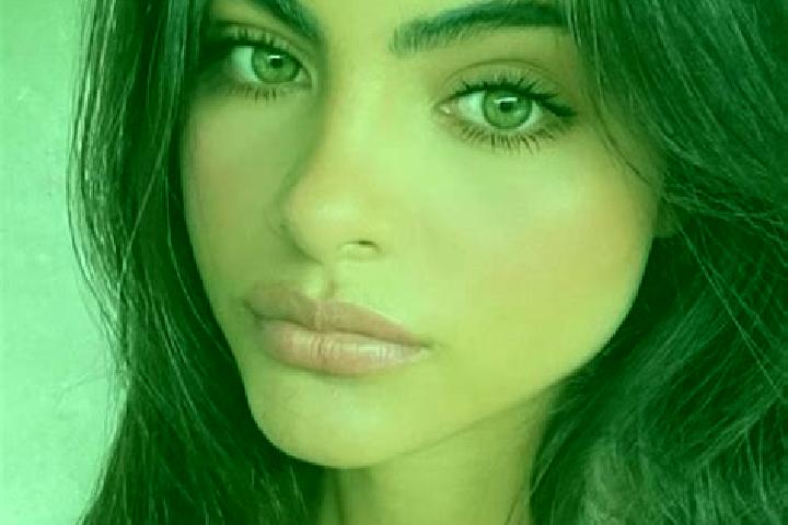 Natalie, 20, a red hazel-eyed latina companion based in Laensi-Pakila. Offering 69, Roleplay, Erotic Massage, GFE, Duos. Available for incall and outcall, ov...