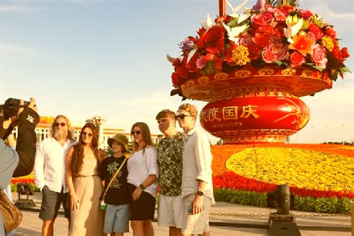 Natalie, 20 — Escort in Jingdezhen, China