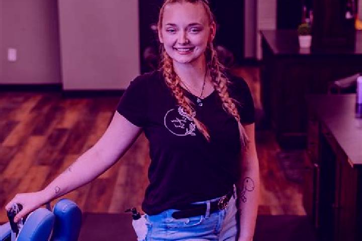 Natalie, 20 — Escort in Kendallville, United States