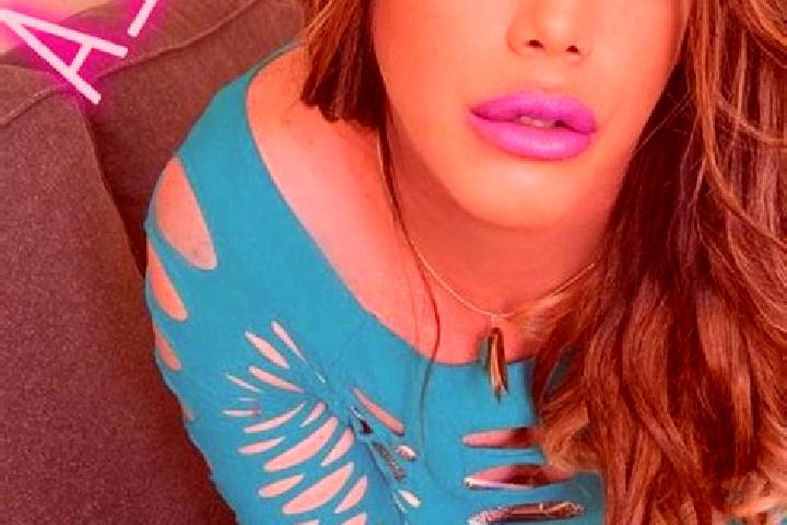 Natalie, 20 — Escort in Santiago Malacatepec, Mexico