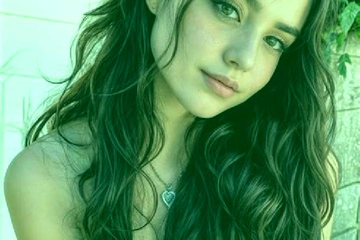 Natalie, 21, a auburn amber-eyed middle eastern companion based in Gdow. Offering Couples, Erotic Massage, 69, Girlfriend Experience, A-Level. Available for ...