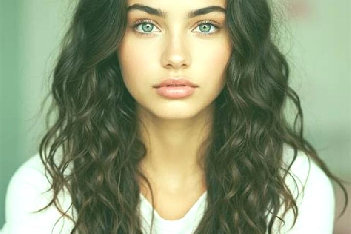Natalie, 21, a brunette dark-eyed mediterranean companion based in La Nueva Union. Offering Tantra, Erotic Massage, 69, Roleplay, GFE. Available for incall a...