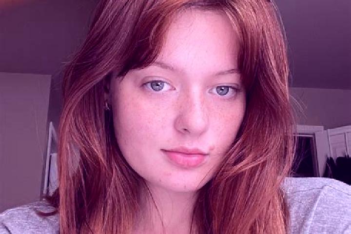 Natalie, 21, a red grey-eyed caucasian companion based in Brestov. Offering Erotic Massage, Girlfriend Experience, Prostate Massage, 69, Travel Companion. Av...