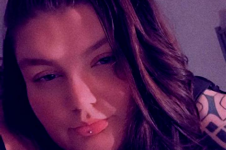 Natalie, 21 — Escort in Fontvannes, France