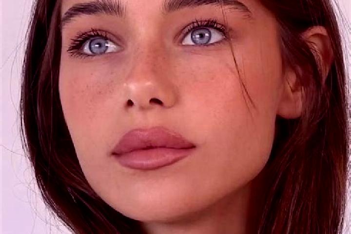 Natalie, 22, a brunette brown-eyed indian companion based in Pakuwon. Offering 69, Tantra, Girlfriend Experience. Available for incall and outcall, overnight...