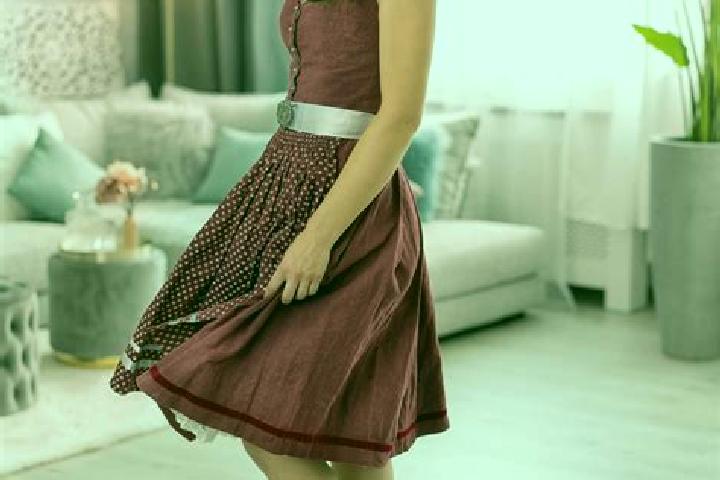 Natalie, 22 — Escort in Killenaule, Ireland