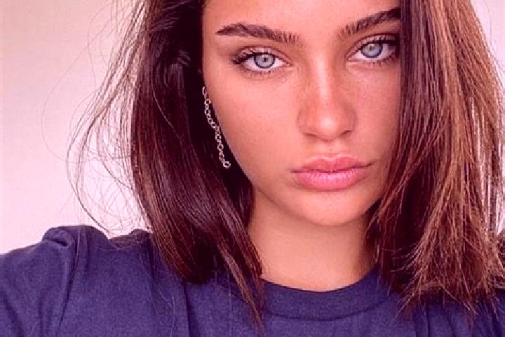 Natalie, 23, a brunette brown-eyed mixed companion based in Mazuecos de Valdeginate. Offering Deep French Kissing, Roleplay, Girlfriend Experience, Stripteas...