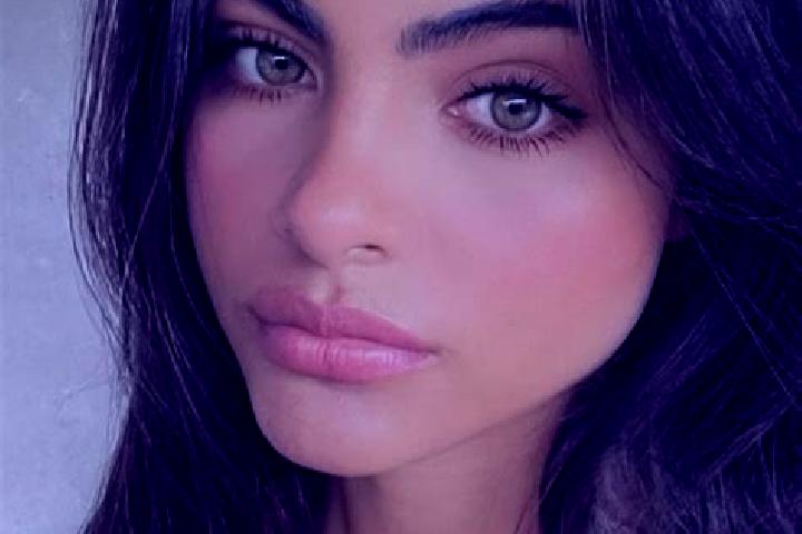 Natalie, 23, a chestnut dark-eyed caucasian companion based in Moftinu Mic. Offering Overnight, Fetish, A-Level. Available for incall and outcall, day and ev...