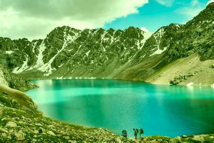 Natalie, 24 — Escort in Kara-Kulja, Kyrgyzstan