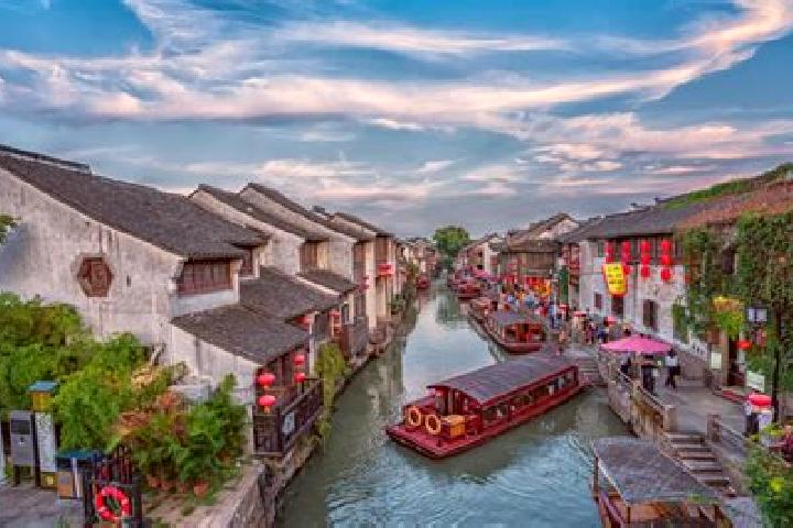Natalie, 24 — Escort in Liuyuan, China