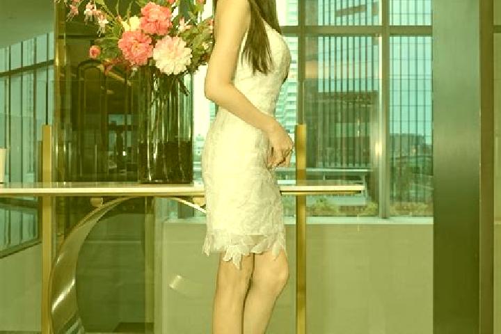Natalie, 24 — Escort in Xiongshan, China