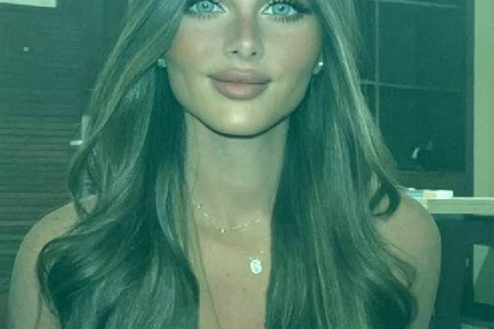Natalie, 25, a brunette dark-eyed mixed companion based in Naini Tal. Offering Couples, OWO, GFE. Available for incall and outcall, overnight bookings availa...