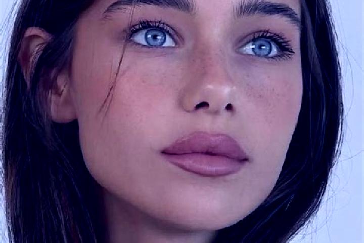 Natalie, 26, a brunette brown-eyed caribbean companion based in La Tour-de-Salvagny. Offering Couples, A-Level, Fetish, Travel Companion. Available for incal...