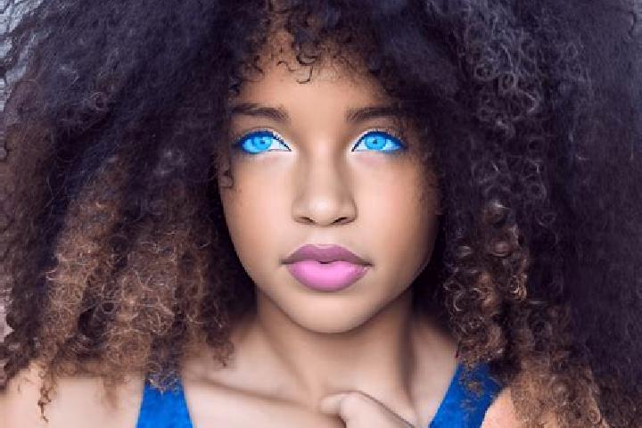 Natalie, 27, a black blue-eyed ebony companion based in Coal Hill. Offering Domination, Massage. Available for incall and outcall, day and evening dates.