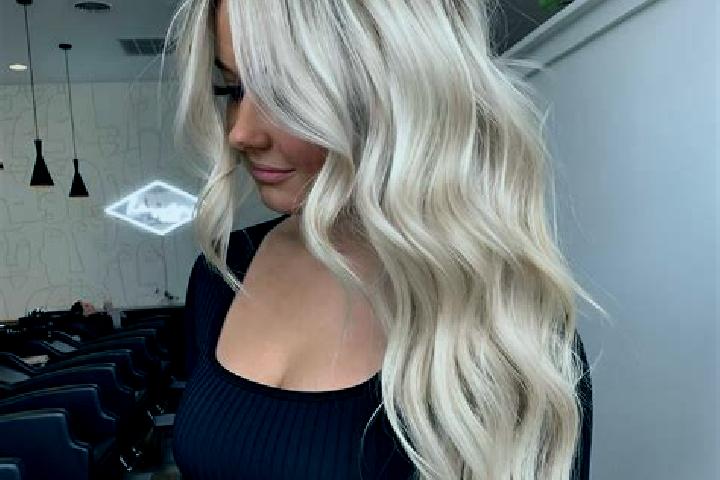 Natalie, 27, a platinum blonde dark-eyed middle eastern companion based in Al Hammam. Offering Roleplay, Massage, BDSM, OWO, Striptease. Available for incall...
