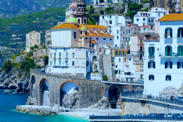 Natalie, 28 — Escort in Mairano, Italy
