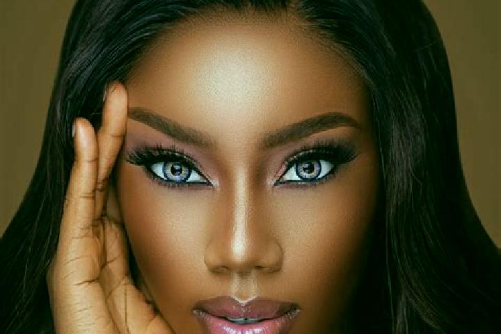 Natalie, 29, a red blue-eyed ebony companion based in Kotzting. Offering Massage, Travel Companion, Prostate Massage, Overnight, Dinner Date. Available for i...