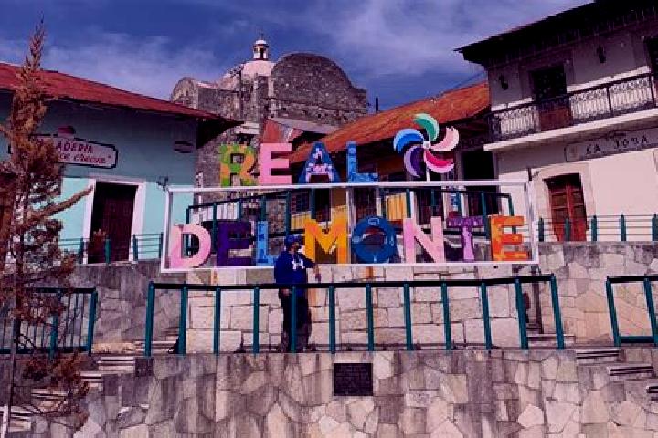 Natalie, 30 — Escort in Santa Maria del Monte, Mexico